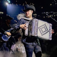 ¿Por qué Alfredo Olivas, cantante de narcocorridos es tendencia?