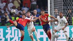 Le Normand y Morata en el España-Inglaterra de la final de la Eurocopa 2024.