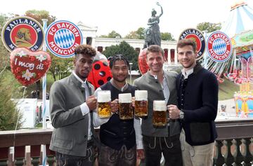 Kingsley Coman, Serge Gnabry, Müller and Leon Goretzka.