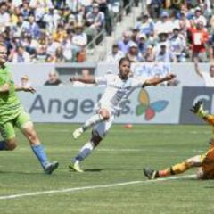 Giovani dos Santos, nominado al mejor gol de la MLS