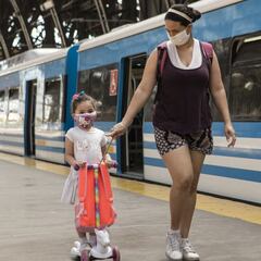 Cuarentena en Argentina: ¿qué trabajos y actividades pueden usar el transporte público?