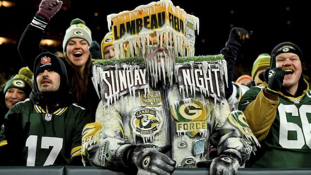 The Green Bay Packers are one of four NFL teams without an official team mascot. What’s behind this decision?