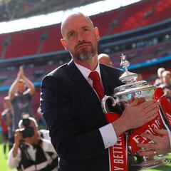 Oficial: Ten Hag, renovado