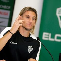 “Debemos tener gente muy enfocada en este objetivo llamado Elche para volver a Primera”
