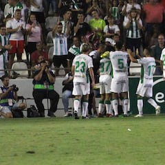 Córdoba 3 - Numancia 3: goles, resultado y resumen del partido