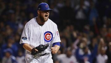 Lester se despide de Grandes Ligas tras 451 aperturas, foja de 200-117, ERA de 3.66, 2,488 ponches y tres anillos de Serie Mundial.