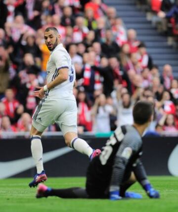 Benzema wheels away