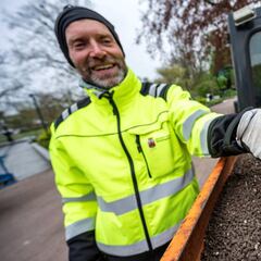 Swedish town uses chicken manure to help stop spread of coronavirus