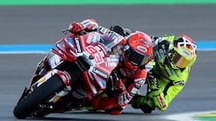 Márquez gana y Martín vuelve al podio año y medio después