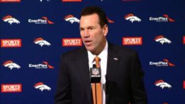 Gary Kubiak en la presentación como entrenador de los Broncos.