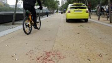 RESTOS DE SANGRE. Durante la ma&ntilde;ana de ayer a&uacute;n hab&iacute;a rastros de la batalla cerca del Calder&oacute;n.
 