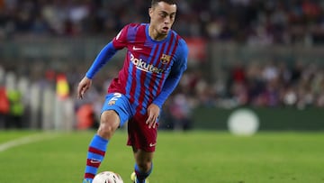 USMNT&#039;s Sergi&ntilde;o Dest receives applause after commanding Barcelona performance