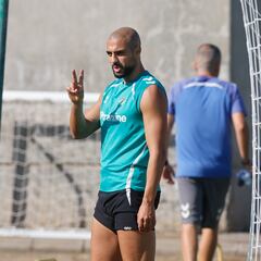 Amrabat se marcha con Marruecos para recuperarse de su lesión