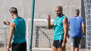 Amrabat, en un entrenamiento.