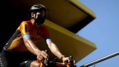 Lyon (France), 13/09/2020.- Spanish rider Mikel Landa of Bahrain McLaren team before the start of the 15th stage of the Tour de France over 174.5km from Lyon to Grand Colombier, France, 13 September 2020. (Ciclismo, Bahrein, Francia) EFE/EPA/Stephane Mahe