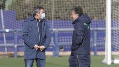 25/11/21
 LEVANTE UD
 ENTRENAMIENTO
 MANOLO SALVADOR
 JAVI PEREIRA