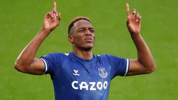 Everton buscaría extender contrato a Yerry Mina