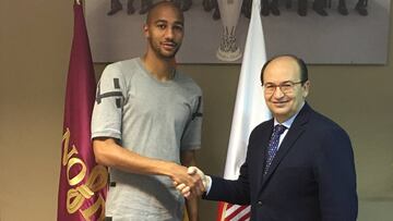 Nzonzi y José Castro.