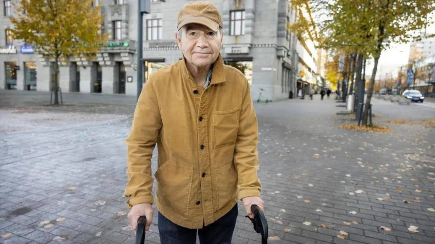 Nagging Jiminy Cricket gets man to right a 57-year-old wrong