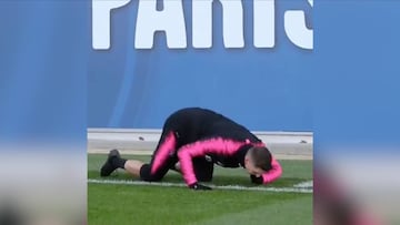 Meunier y una polémica celebración en entreno de PSG