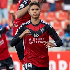 Óscar Pinchi, el deportivista que ha sacado al Mirandés del farolillo rojo