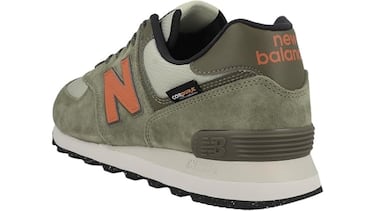 Novedosas, diferentes y sencillas: así son las New Balance 574 para hombre en color verde