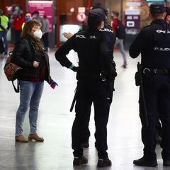 La Policía avisa de un mensaje que sí puedes esperar en tu móvil el día 21