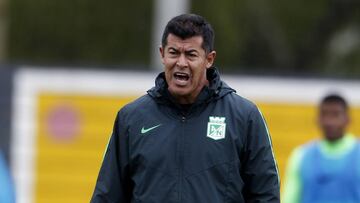 Jorge Almir&oacute;n durante un entrenamiento con Atl&eacute;tico Nacional