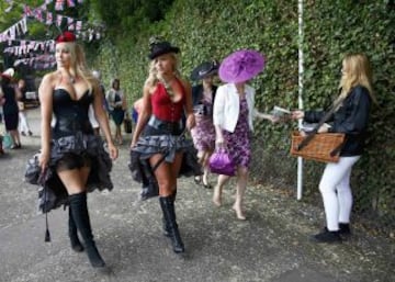 Glamour y sombreros imposibles en Ascot