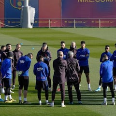 Setién no se pasará de experimentos en Ibiza