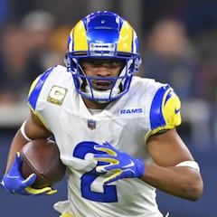 Rams receiver Woods out for season with ACL injury