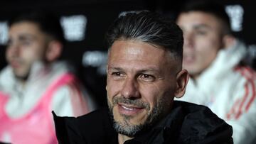 River Plate's head coach Martin Demichelis gestures before the Argentine Professional Football League Tournament 2023 match against San Lorenzo at the Pedro Bidegain stadium in Buenos Aires, on July 8, 2023. (Photo by ALEJANDRO PAGNI / AFP)