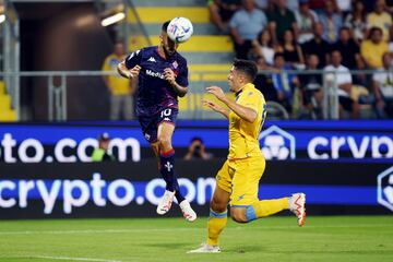 El remate de Nico González para marcar al Frosinone. EFE/EPA/FEDERICO PROIETTI
