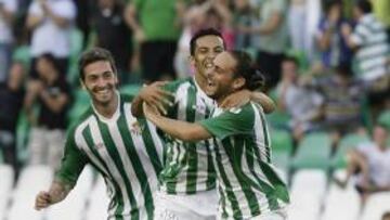 Betis atisba la luz a costa de otro aspirante al ascenso