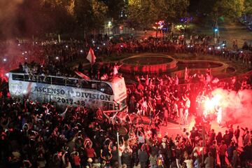 Celebración por las calles de Vallecas.