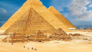 Rescatan a una turista española del interior de una pirámide en Egipto: estaba a 80 metros bajo tierra