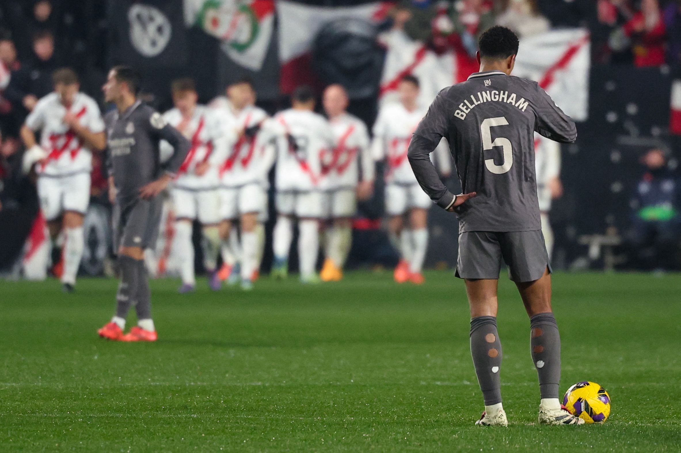 بيلينجهام يعبر عن إحباطه بعد التعادل وريال مدريد يواصل دعمه