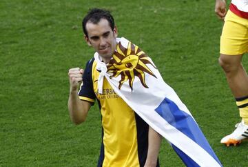 Diego Godín, tras conquistar la Liga 2013/2014 en el Camp Nou