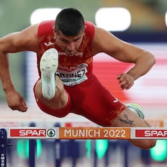 Dos joyas entre diamantes