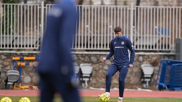 El Girona medita cortar la cesión de Antal