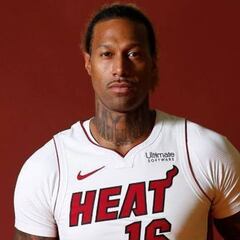 Los Heat prohíben a Johnson entrenar por no estar en forma
