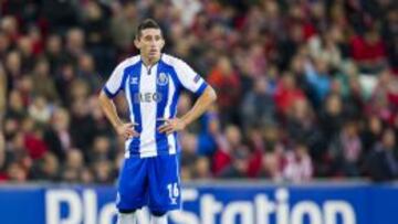 Héctor Herrera no jugará contra el Chelsea en la Champions League.