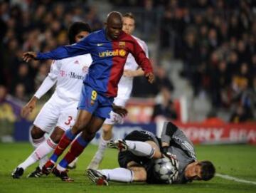 Eto´o celebran un gol en abril de 2009.