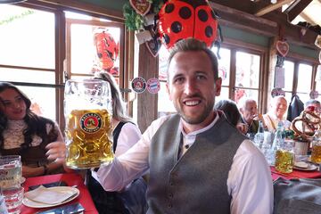 Harry Kane durante la fiesta del Oktoberfest celebrado en Munich.