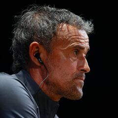 PSG - Barcelona: how to watch on TV, stream online | Champions League