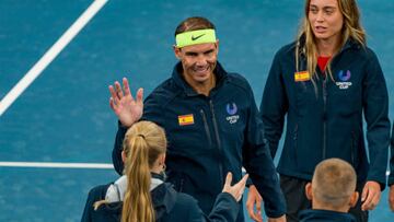 SYDNEY, AUSTRALIA - DECEMBER 31: Rafael Nadal and Paula Badosa of Spain greet Team Great Britain ahead of the Group D match against Cameron Norrie of Great Britain during day three of the 2023 United Cup at Ken Rosewall Arena on December 31, 2022 in Sydney, Australia. (Photo by Andy Cheung/Getty Images)