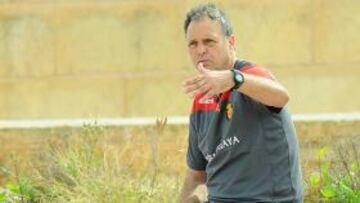 <b>SEGURO. </b>Caparrós no duda de su equipo, pese al bache actual.