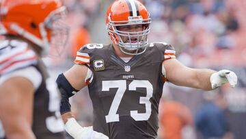 Por favor, alguien rescate a Joe Thomas de Cleveland