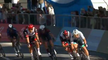 En la décima etapa del Giro de Italia, Peter Sagan se llevó la victoria por delante del colombiano Fernando Gaviria tras un emocionante sprint final.