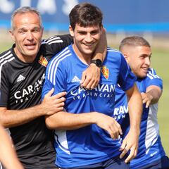 Iván Azón: “Para mí es una ilusión muy grande poder llevar el 9”